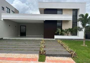 Belíssima casa no condomínio parqville jacarandá - luxo, conforto e segurança