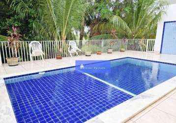 Parque costa verde casa com 4 suítes piscina à venda!!