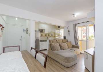 Apartamento com 2 quartos à venda na rua jorge bonn, 146, tingui, curitiba, 53 m2 por r$ 282.000
