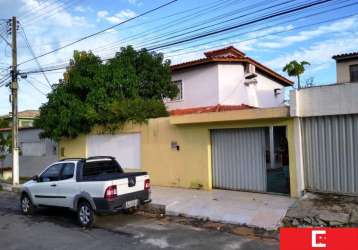 Casa com 4 quartos à venda na avenida amarílio thiago dos santos, vila praiana, lauro de freitas por r$ 650.000