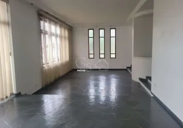 Casa térrea a venda - jardim paulista 1- jundiaí - casa grande com 4 quartos, quintal, quarto de empregada, 4 vagas cobertas