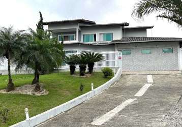 Casa com 2 quartos à venda no petrópolis, joinville , 265 m2 por r$ 940.000