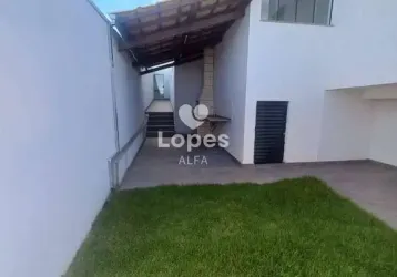 Linda casa à venda no residencial imperial – 3 quartos, área gourmet
