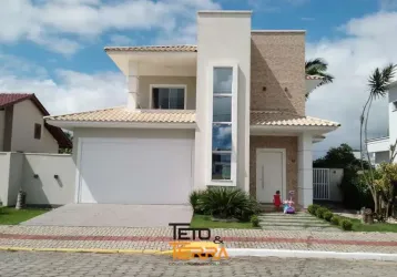 Casa á venda com 168m² no bairro universitário em tijucas, 3 dormitórios, 1suíte