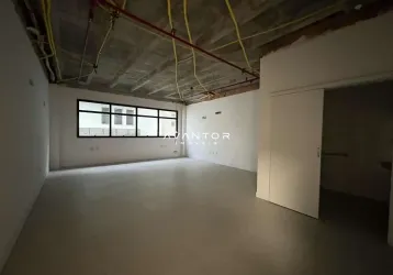 Comercial prime, salas comerciais em frente ao hospital de caridade.