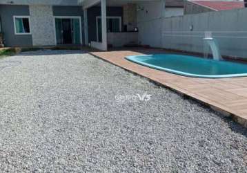 Excelente casa com piscina à venda no balneário inajá 2 quadras do mar