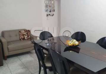 3 dorms ( 1 suíte ), 2 salas, 2 banheiros, 2 vagas
