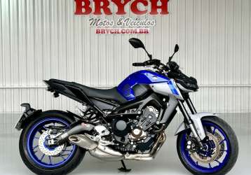 YAMAHA MT-09