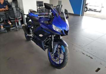 YAMAHA YZF