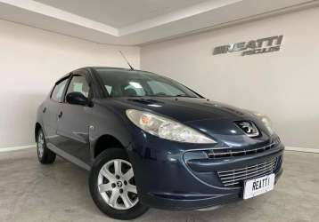 Peugeot 207 1.4 Sedan Xr Passion 8v 4p à venda em Curitiba - PR