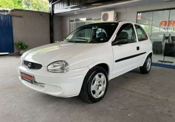 Chevrolet Corsa Hatch 2004 1.0 8V: Ficha Técnica