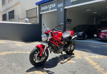 DUCATI MONSTER