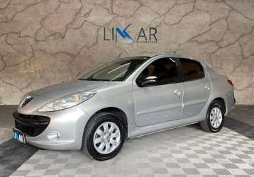 Peugeot 207 1.4 Sedan Xr Passion 8v 4p à venda em Curitiba - PR