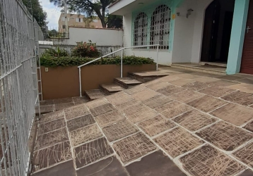 Casas com piscina à venda em Cristo Rei, Curitiba, PR - ZAP Imóveis