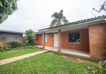 Casas à venda na Rua Padre Cristóvão de Mendonza - Cristo Rei, São Leopoldo  - RS