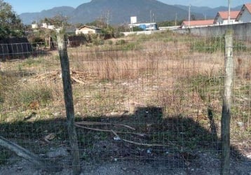 Terrenos à venda na Rua Benonivio João Martins em Palhoça