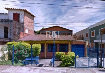 Prédio na Rua Coronel Massot, 1359, Camaquã, Porto Alegre - RS