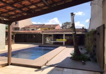 Casa à venda e para alugar com 400m² , Praia do Pecado em Macaé, RJ