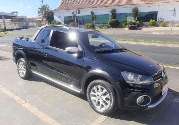 Comprar Picape Volkswagen Saveiro 1.6 16v G6 Cross Cabine Estendida Flex  Preto 2012 em Piracicaba-SP