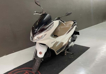 Motos HONDA PCX - Jandira, São Paulo