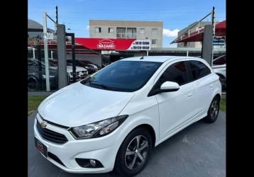 Chevrolet Onix Ltz 1.4 Flex em Curitiba, shift carro onix 