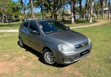 comprar Chevrolet Corsa Hatch em Jacareí - SP