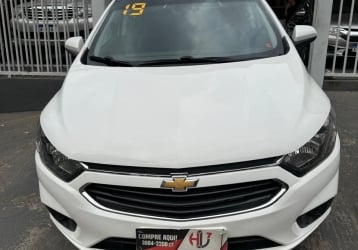 Chevrolet Prisma a partir de 2016 em Belo Horizonte MG Chaves na Mao