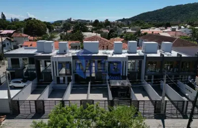 Casa com 2 quartos à venda na servidão pacífico, 345, cachoeira do bom jesus, florianópolis, 82 m2 por r$ 529.999