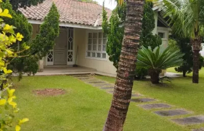 Casa com 4 quartos à venda na rua waldemiro josé carlson, canasvieiras, florianópolis por r$ 2.700.000