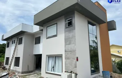 Casa com 3 quartos à venda na rua joão de barro, 74, canasvieiras, florianópolis, 100 m2 por r$ 820.000