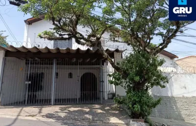 Casa com 4 quartos para alugar no Jardim Bom Clima, Guarulhos 