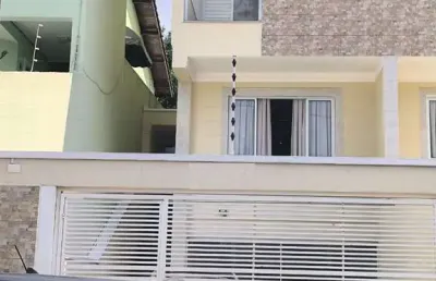 Lindo sobrado com teto retrátil na piscina - jd santa mena
