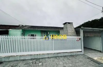 Casa com 3 quartos à venda na Rua Vicente Pereira De Miranda, 73, Cohapar, Guaratuba