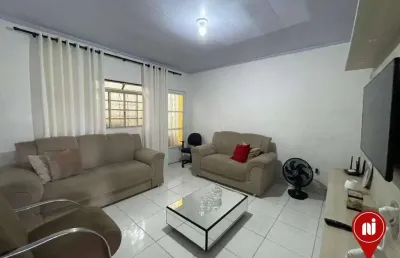 Casa com 4 dormitórios, 150 m² - venda por r$ 450.000,00 ou aluguel por r$ 2.750,00/mês - pio xii - brumadinho/mg