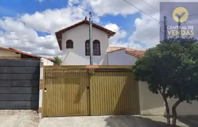 Casa com 4 quartos à venda na rua heitor sócrates cardoso, 241, santa amélia, belo horizonte por r$ 750.000