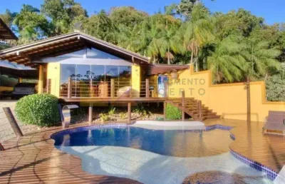 Casa com 3 quartos à venda na rua heinrich hemmer, 2526, badenfurt, blumenau, 520 m2 por r$ 1.690.000
