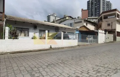 Casa com 3 quartos à venda na rua carl wahle, 352, água verde, blumenau, 169 m2 por r$ 995.000