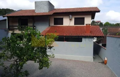 Casa com 3 quartos à venda na rua tijucas, 435, velha, blumenau por r$ 1.200.000