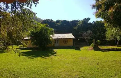 Chácara com 3 dormitórios à venda, 3360 m² por r$ 1.200.000,00 - cajueiros (itaipuaçu) - maricá/rj