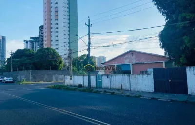 Casa comercial disponível para aluguel no bairro jóquei - teresina/pi