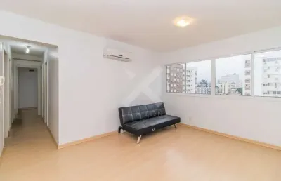 Apartamento com 3 quartos à venda na rua antônio joaquim mesquita, 570, passo da areia, porto alegre por r$ 590.000
