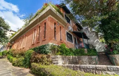 Casa com 4 quartos para alugar na rua amélia teles, 215, petrópolis, porto alegre por r$ 9.500