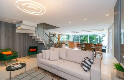 Casa em condomínio fechado com 3 quartos para alugar na avenida coronel marcos, 1239, ipanema, porto alegre por r$ 29.900