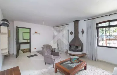 Casa com 3 quartos para alugar na rua general couto de magalhães, 1797, são joão, porto alegre por r$ 6.800