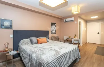 Apartamento com 1 quarto para alugar na rua silva jardim, 785, auxiliadora, porto alegre por r$ 5.500