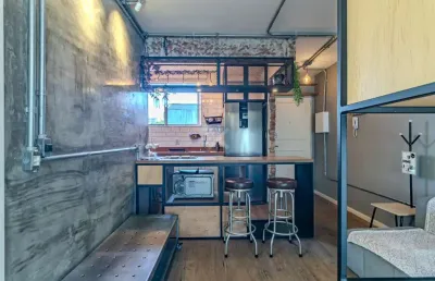 Apartamento com 1 quarto para alugar na rua miguel tostes, 830, rio branco, porto alegre por r$ 3.520