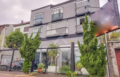 Ponto comercial para alugar na avenida saturnino de brito, 203, vila jardim, porto alegre por r$ 3.900