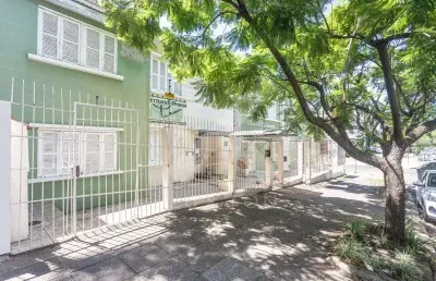Casa comercial para alugar na rua mariante, 356, rio branco, porto alegre por r$ 19.500