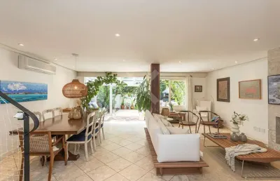 Casa em condomínio fechado com 4 quartos à venda na rua quatorze de julho, 460, boa vista, porto alegre por r$ 2.982.000