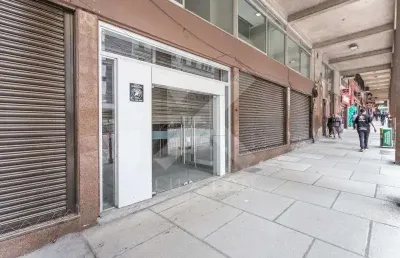 Ponto comercial para alugar na avenida borges de medeiros, 294, centro histórico, porto alegre por r$ 40.000